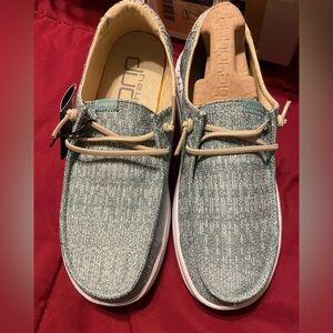 Hey Dude Wendy Rise shoes size 9